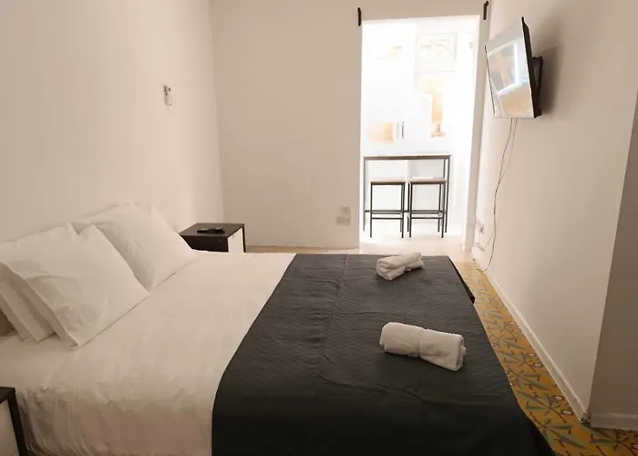 アパートホテル San Francisco Valletta 3*