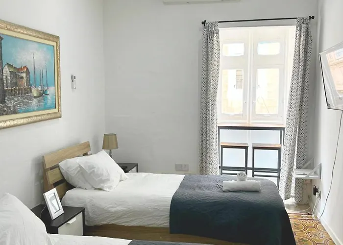 アパートホテル San Francisco Valletta 3*